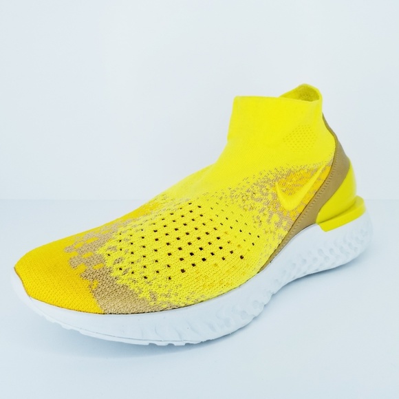 nike rise react flyknit sonic yellow